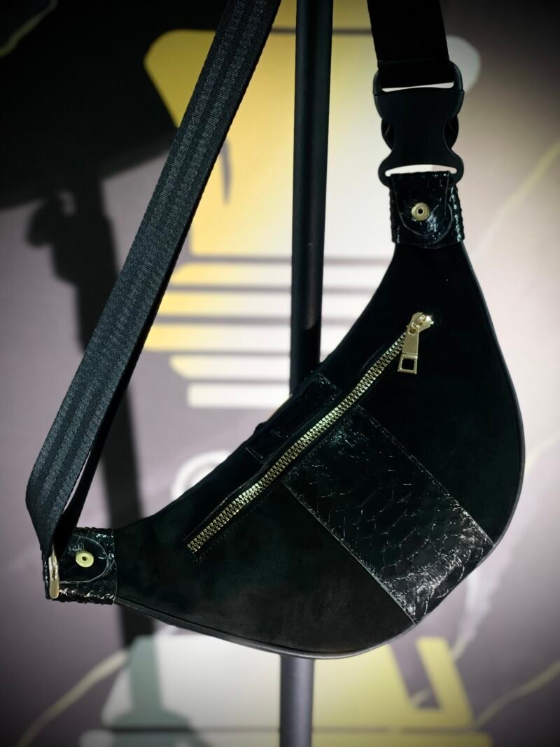 THE BLACK VIPER - Image 3