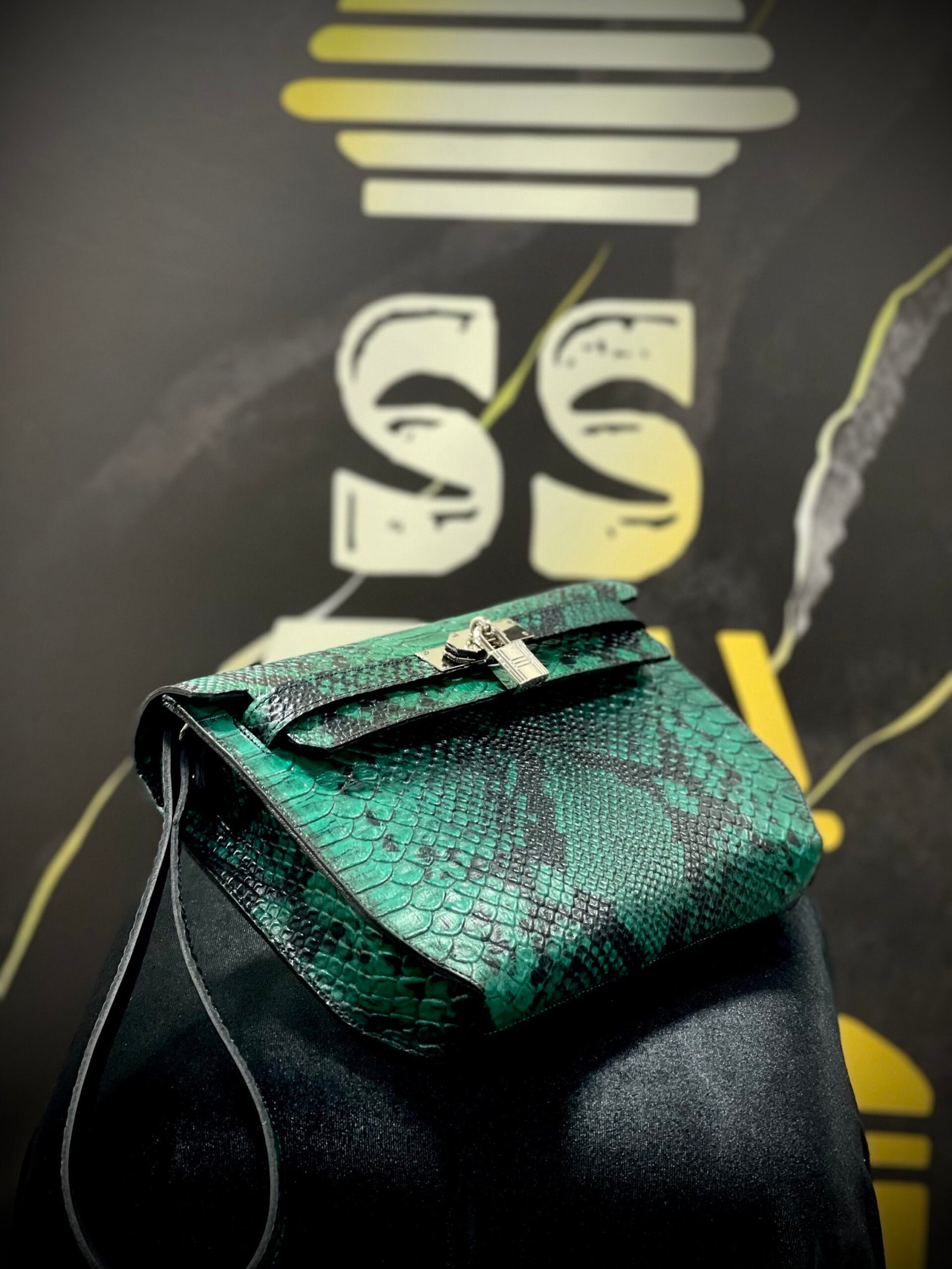 Green Venom King - Image 2